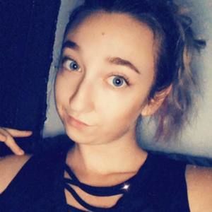 Meet your Posher, Ashlee